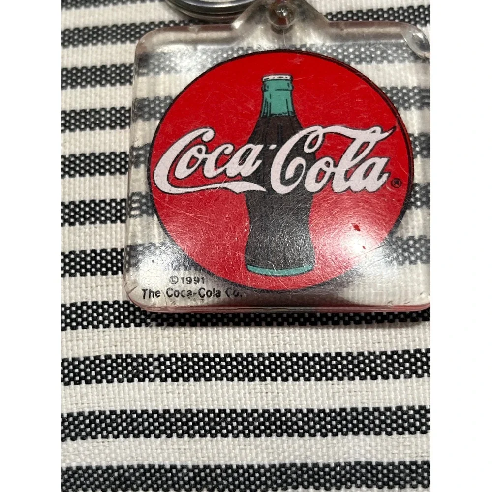 Vintage 1991 Coca-Cola Keychain Red Disc Bottle Logo Acrylic Key Fob Soda Pop